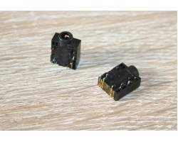 Разъем гарнитуры 3,5" 010