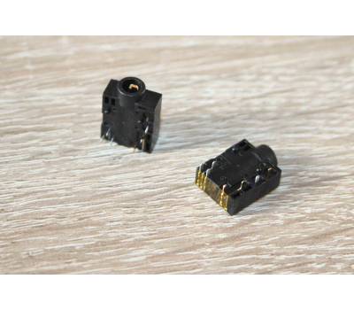 Разъем гарнитуры 3,5" 010 Разъем гарнитуры 3,5" 010